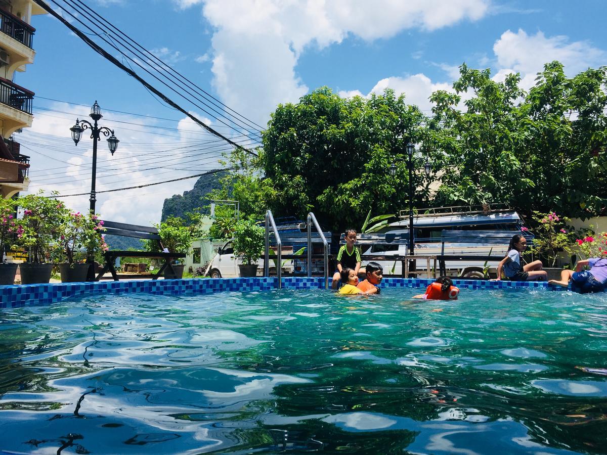 Vang Vieng Homestay Exterior photo